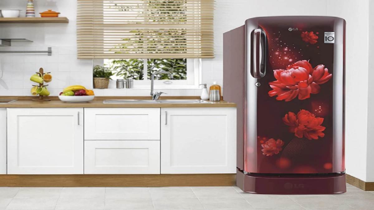 Great Republic Day Sale on Amazon: पारे की तरह लुढ़क गई Refrigerator की कीमत, Rs 16,409 तक सस्ते हो गए फ्रिज