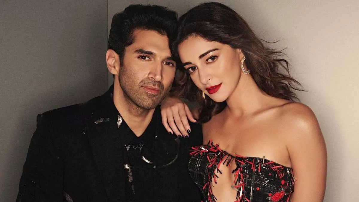 https://www.jagranimages.com/images/newimg/14012024/14_01_2024-aditya_and_ananya_23628865.jpg