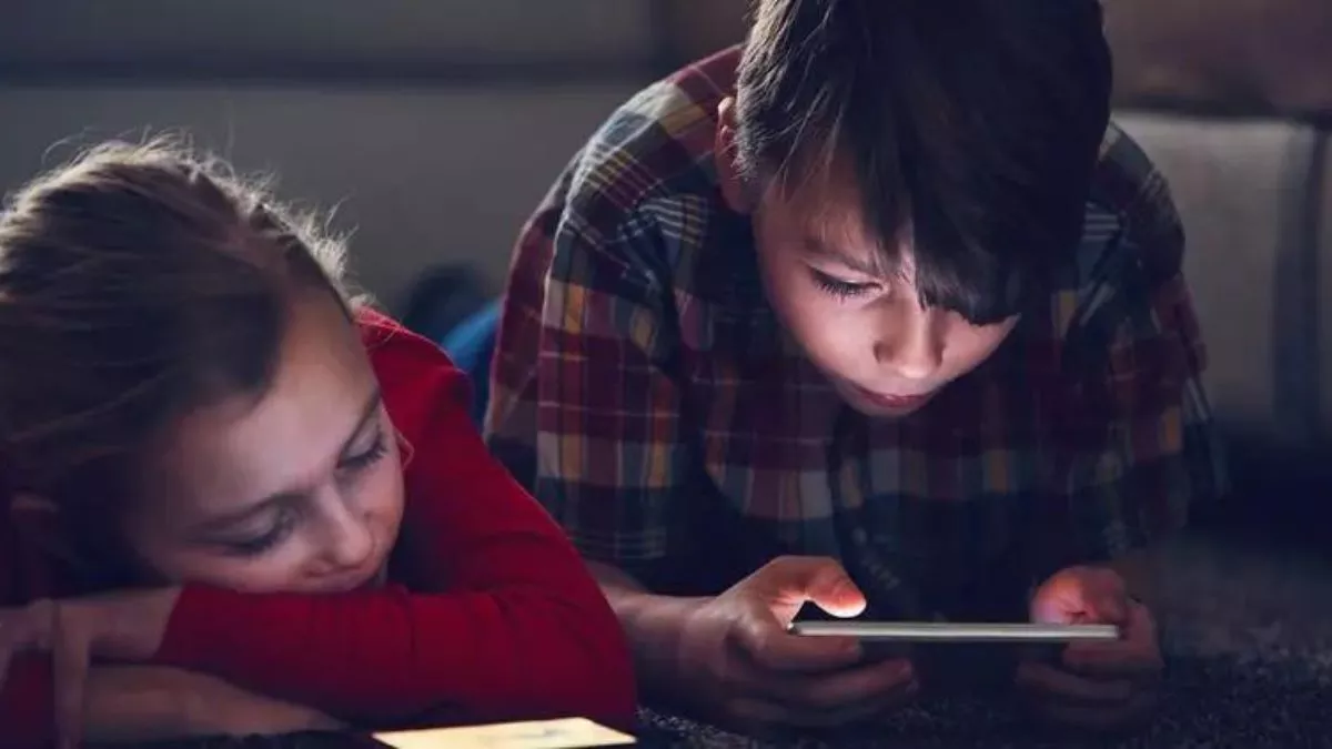 Online Gaming बिगाड़ दे बच्चे का मानसिक संतुलन, इससे पहले समझदार पेरेंट्स को अपना लेनी चाहिए ये 5 बातें - Parenting Tips How to save kids from Online Gaming addiction follow these