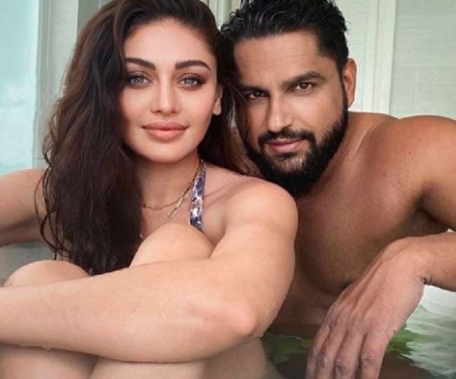 https://www.jagranimages.com/images/newimg/14022022/14_02_2022-shefali_jariwala1_22466019.jpg