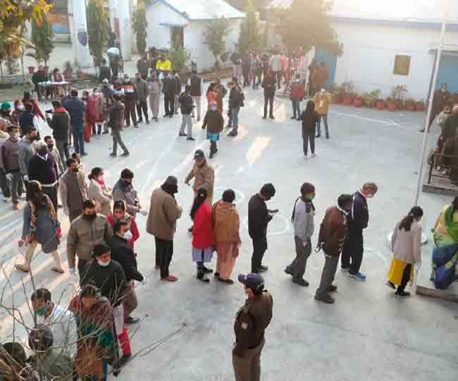 उत्तराखंड की 70 विधानसभा सीटों के लिए मतदान। जागरण
