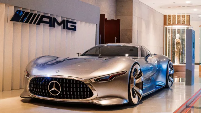 Mercedes-Benz ने AMG Vision Gran Turismo को पेश किया है।
