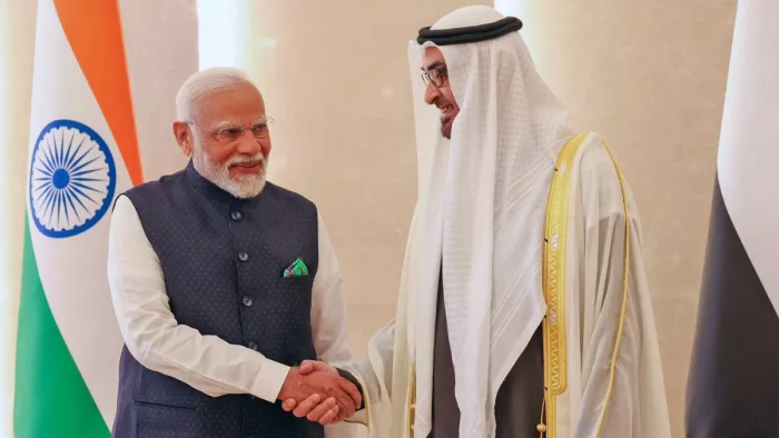 पीएम मोदी ने यूएई के राष्ट्रपति से मुलाकात की। (फोटो- एएनआई)