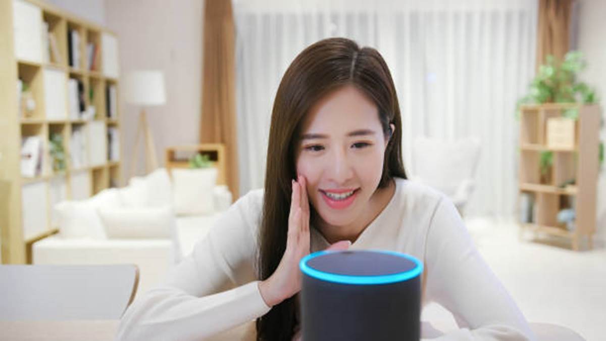 छोटा पैकेट बड़ा धमाका है ये The Echo Dot, घर क्या मौहल्ले को हिलाने की रखता है क्षमता, 3D साउंड है चर्चा में