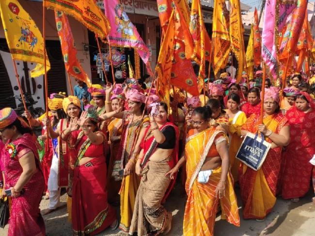 https://www.jagranimages.com/images/newimg/14032022/14_03_2022-14lak_3_14032022_444_22544666_214833.jpg