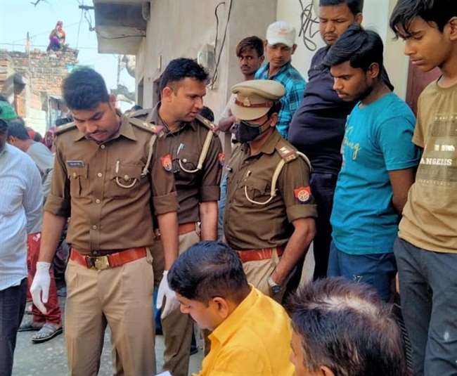 couple committed suicide in valmiki nagar in bilhaur police investigating