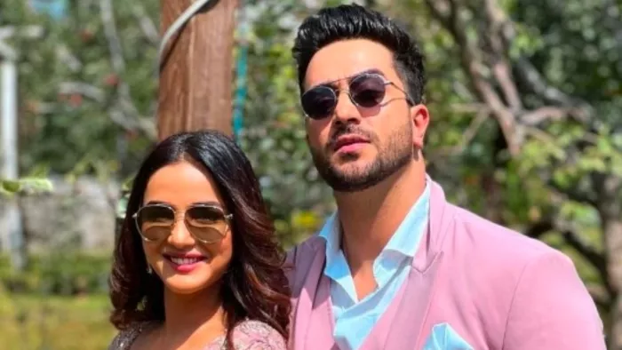File Photo of Jasmin Bhasin and Ali Goni