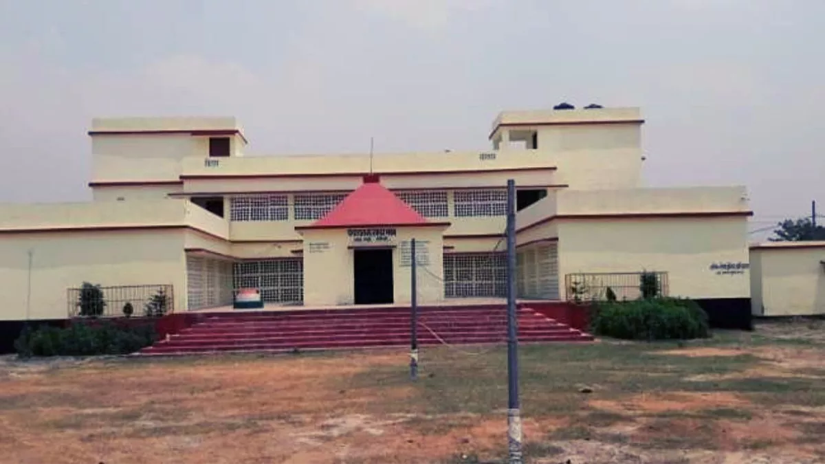 वित्तीय वर्ष के अंत तक 2300 पंचायतों में पंचायत भवन बनाने का लक्ष्य