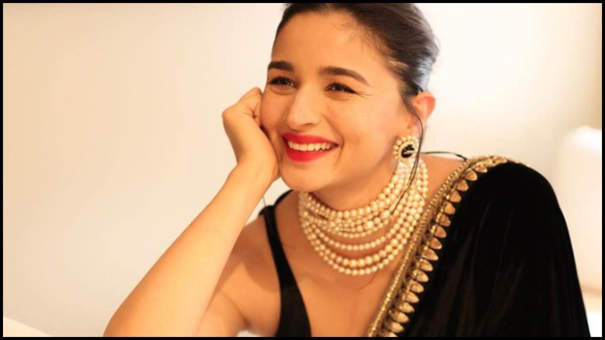 https://www.jagranimages.com/images/newimg/14032024/14_03_2024-alia_bhatt_23674578.jpg