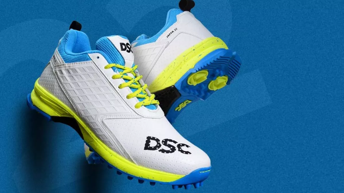 इन DSC Cricket Shoes से नफरत की हद तक चिढ़ते हैं विरोधी Brands, मैच और कैजुअल दोनों यूज में हैं चैंपियन