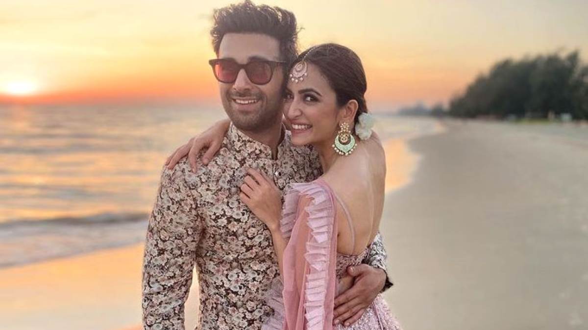 https://www.jagranimages.com/images/newimg/14032024/14_03_2024-pulkit_and_kriti_23675101.jpg