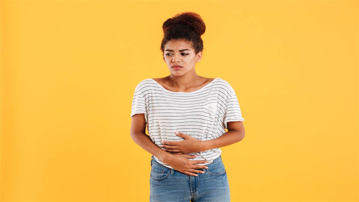 https://www.jagranimages.com/images/newimg/14032024/14_03_2024-young-woman-holding-her-stomach-isolated_23673971.jpg