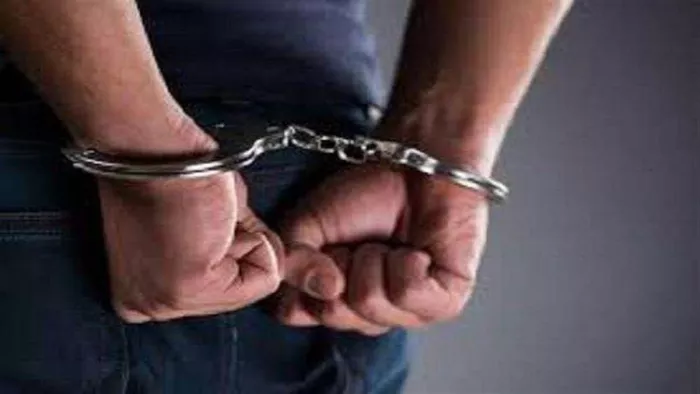 हरिमंदिर साहिब के पास एक व्यक्ति ने अन्य यात्रियों को घायल कर दिया