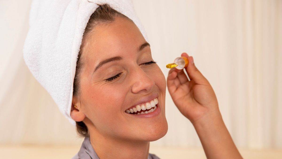 https://www.jagranimages.com/images/newimg/14032025/14_03_2025-vitamin_e_23899665.jpg