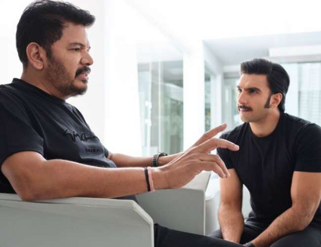 साउथ की इस ब्लॉकबस्टर फ़िल्म के हिंदी रीमेक में दिखेंगे रणवीर सिंह