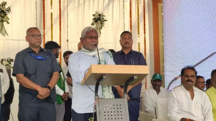Champai Soren: बाल-बाल बचे चंपई सोरेन, सिर पर तोरण द्वार गिरने से लगी चोट (फाइल फोटो)
