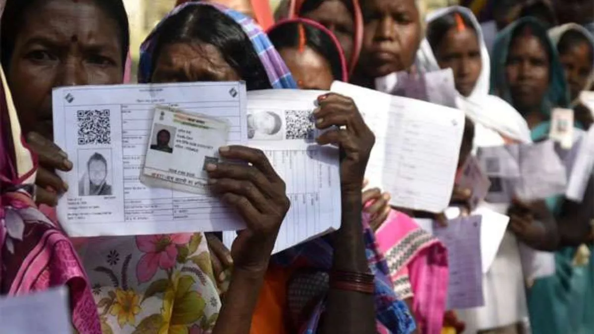 Lok Sabha Election 2024: गाजियाबाद लोकसभा सीट पर 28,847 मतदाता 16 से 20 अप्रैल तक घर बैठे कर सकेंगे मतदान