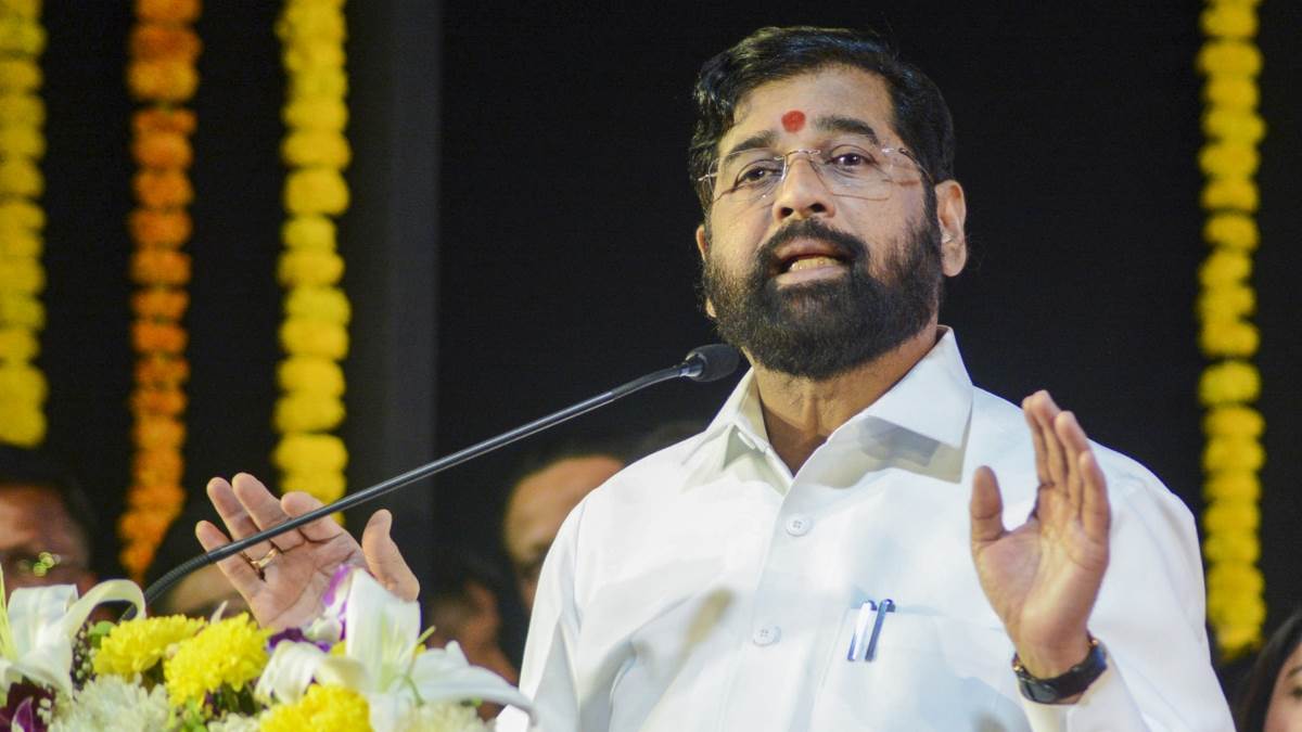 https://www.jagranimages.com/images/newimg/14042025/14_04_2025-eknath_shinde_23918189.jpg