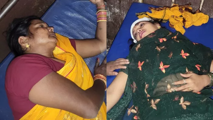 छत की रेलिंग गिरने से घायल हुई महिलाएं। (जागरण)