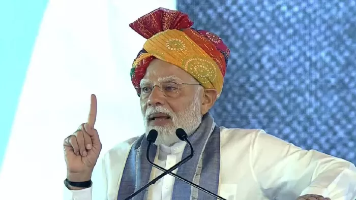 हरियाणा के हिसार में जनसभा को संबोधित करते हुए प्रधानमंत्री नरेंद्र मोदी। फोटो- IANS