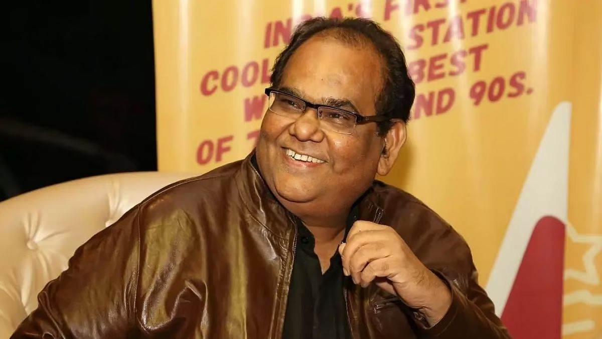 https://www.jagranimages.com/images/newimg/14042025/14_04_2025-satish_kaushik_1_23918367.jpg