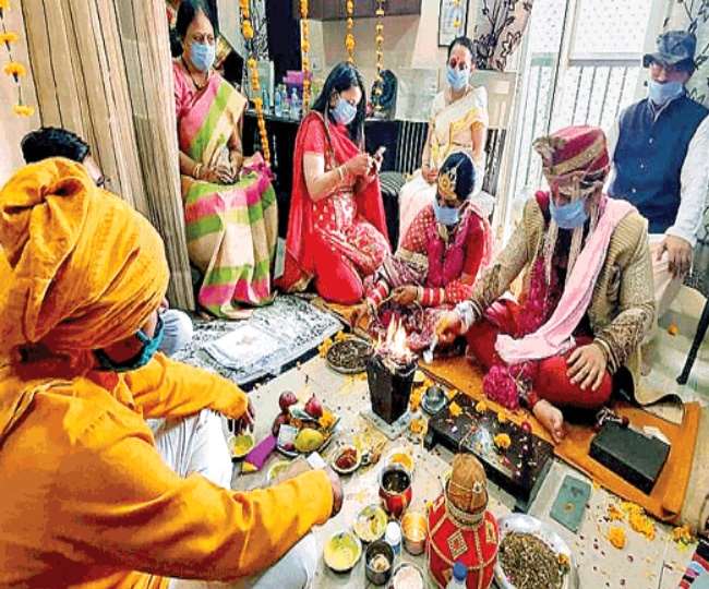 आवाज की जादूगर ने रचाई शादी, जानें- कार्टून शो डोरेमोन व छोटा भीम से क्या हैं इनका लिंक - Childrens favorite TV cartoon show Doraemon and Chhota Bheem fame Sonal married with आवाज की जादूगर ने रचाई शादी, जानें- कार्टून शो डोरेमोन व छोटा भीम से क्या हैं इनका लिंक - Childrens favorite TV cartoon show Doraemon and Chhota Bheem fame Sonal married with