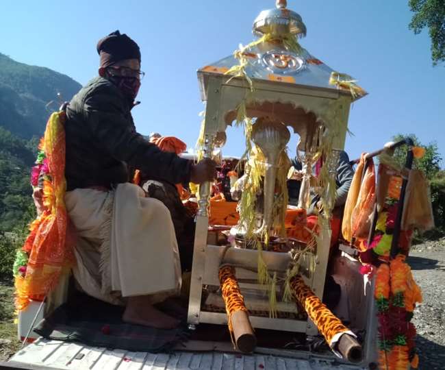 https://www.jagranimages.com/images/newimg/14052021/14_05_2021-kedarbab_21642425.jpg