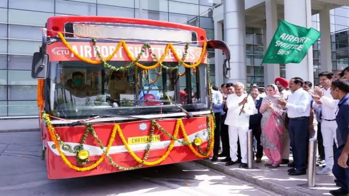 इस बस सर्विस का किराया भी बहुत कम है। फाइल फोटो