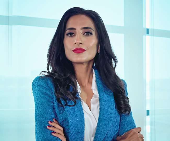 Vineeta Singh की कंपनी SUGAR Cosmetics में 2000 से ज्यादा महिलाएं