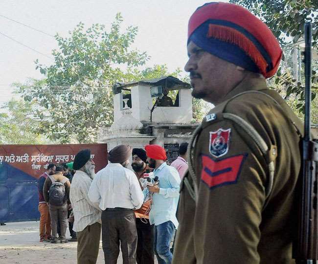 पुलिस व्यवस्था में हो सामयिक सुधार। फाइल फोटो