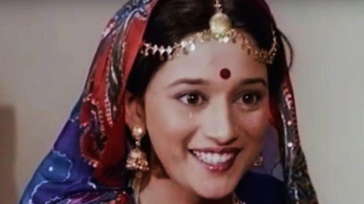madhuri dixit birthday khalnayak actress life changed forever during school holidays with subhash ghai film uttar dakshin