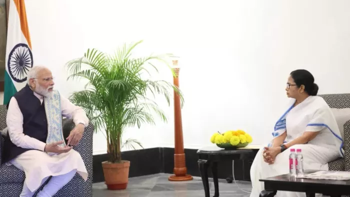 पीएम मोदी के लिए मछली बनाने की ममता की पेशकश को लेकर विवाद। फाइल फोटो।