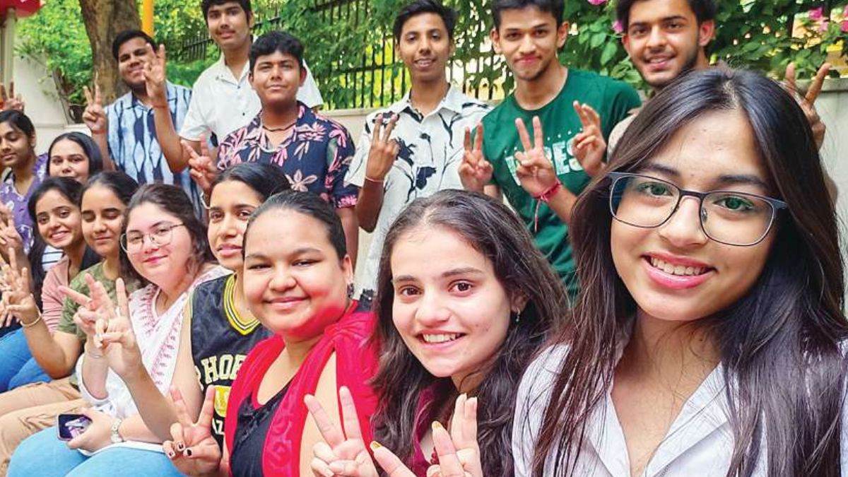 https://www.jagranimages.com/images/newimg/14052025/14_05_2025-cbse_4_23937396.jpg