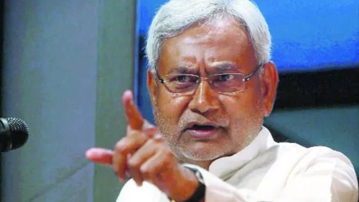 सर्विस बुक जमा न करने वाले राजस्व सेवा के 15 अधिकारी मुख्यालय तलब
