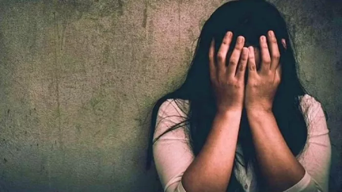 विवाहित युवक ने नाबालिग का किया यौन शोषण, बनाया वीडियो