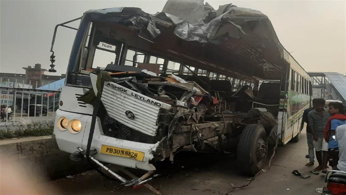 major road accident in kushinagar
