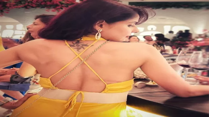Actress Chhavi Mittal flaunts her cancer scar