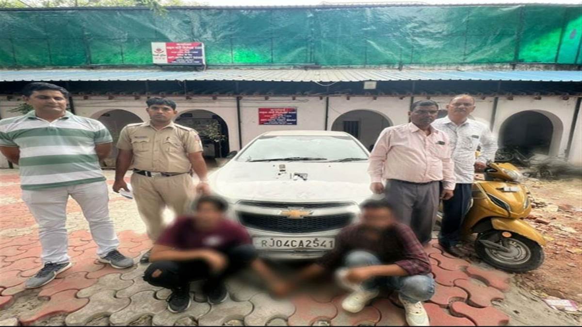 तीन माह में डकैत समेत नौ लूट की वारदात को दिया अंजाम।
