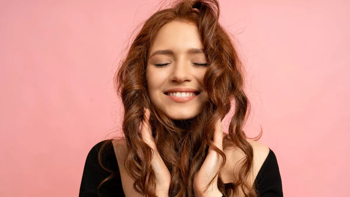Hair Vitamins: जानें किस विटामिन की कमी से होता है हेयरफॉल और कौन से विटामिन हैं बालों के लिए बेस्ट? - Hair Vitamins Eat these vitamins daily to reduce hair fall and Hair Vitamins: जानें किस विटामिन की कमी से होता है हेयरफॉल और कौन से विटामिन हैं बालों के लिए बेस्ट? - Hair Vitamins Eat these vitamins daily to reduce hair fall and