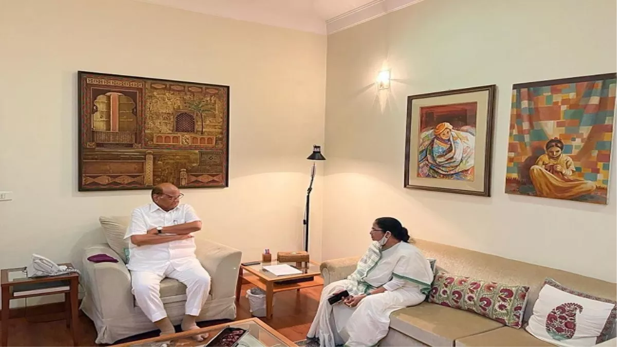 Presidential Election: सीएम ममता बनर्जी ने दिल्ली में एनसीपी प्रमुख शरद पवार से की मुलाकात, आगामी राष्ट्रपति चुनाव पर हुई चर्चा