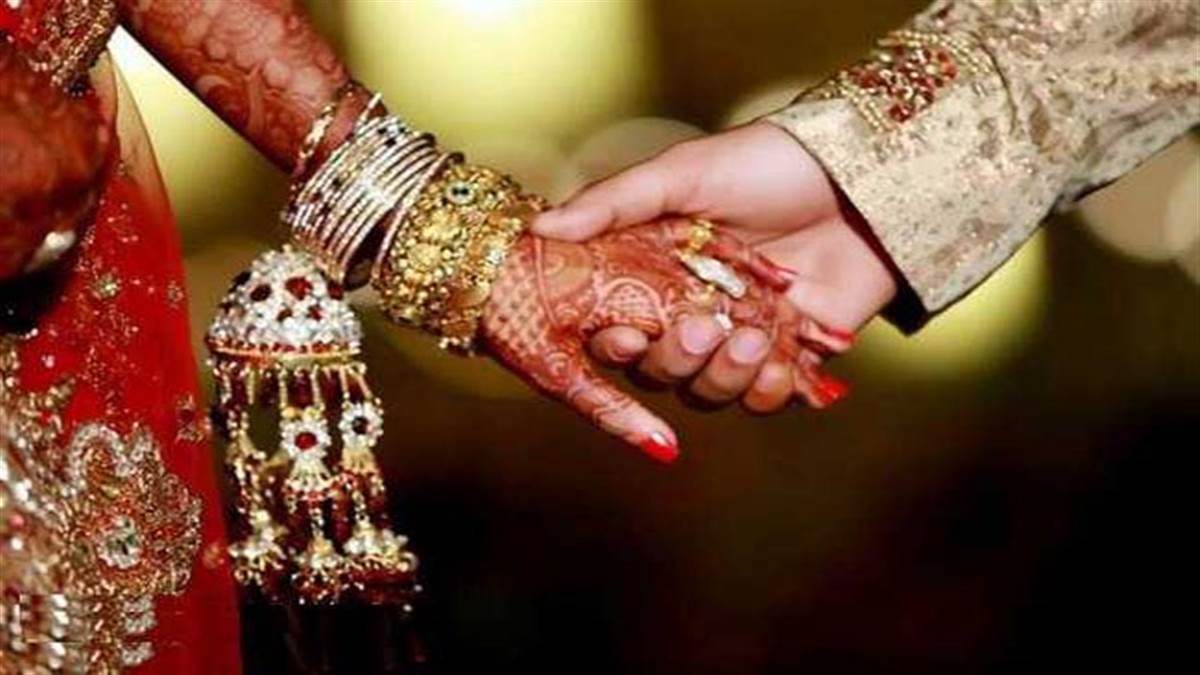 नालंदा में पति ने पत्नी की हत्या कर दी। सांकेतिक तस्वीर।