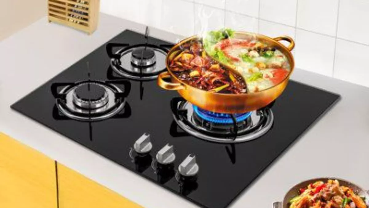 स्टाइलिश-मॉर्डन Gas Chulha पर कुकर, कढ़ाई, पतीला चड़ेगा 3 बर्नर वाले गैस स्टोव पर, कीमत शुरु 2,998 से