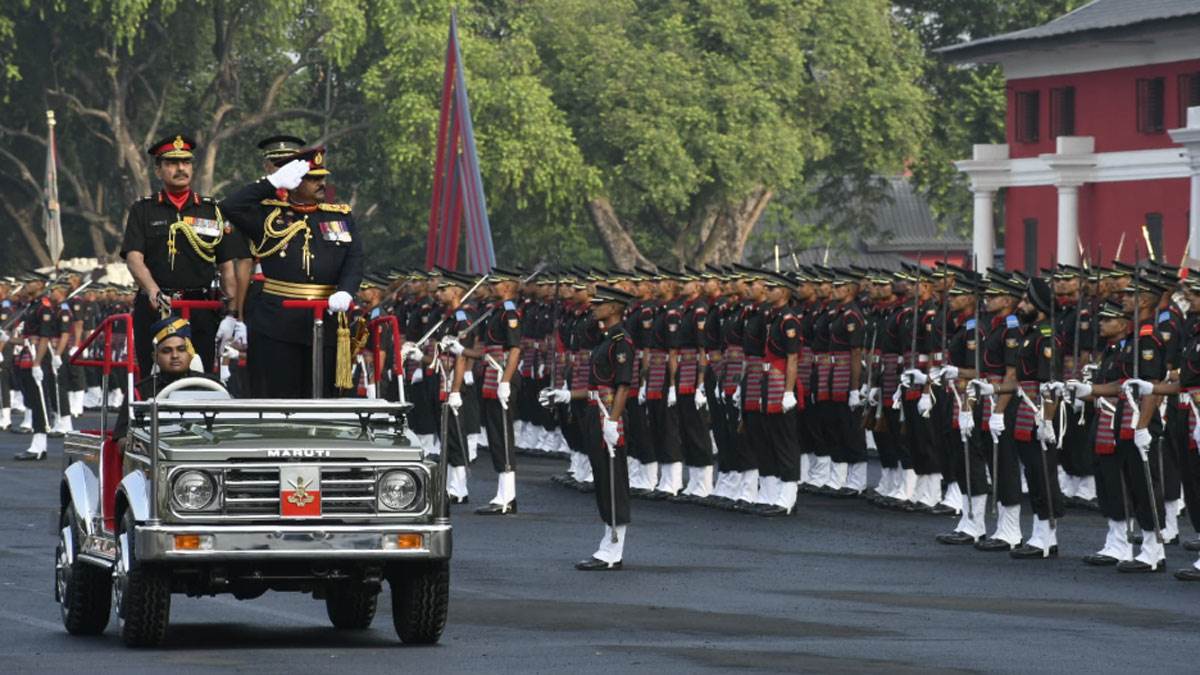 https://www.jagranimages.com/images/newimg/14062025/14_06_2025-passing-out-parade_23964068.jpg