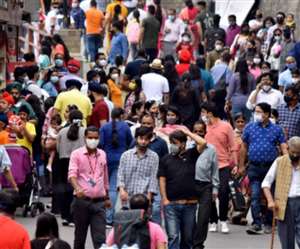 कोरोना के बढ़ते मामलों को देखते हुए केंद्र सरकार अलर्ट हो गई है।