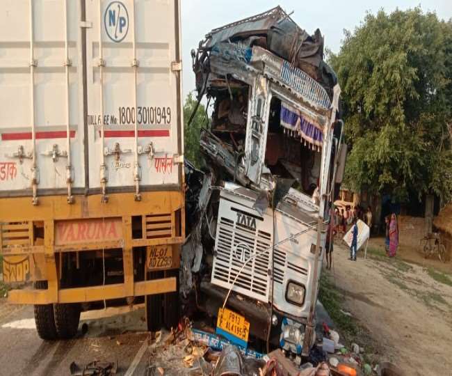 shahjahanpur accident bareilly container driver killed two injured in truck collision