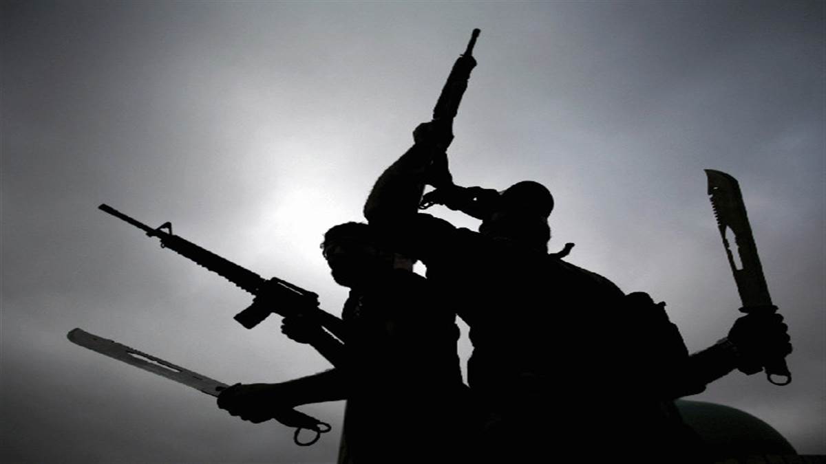 https://www.jagranimages.com/images/newimg/14072022/14_07_2022-terrorism_in_kashmir_22890012.jpg