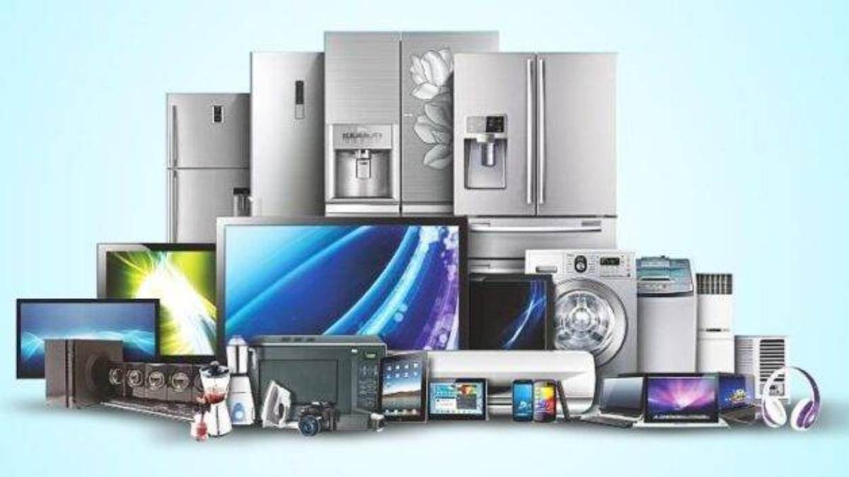 Amazon Prime Day Sale पर टूट पड़ी भीड़! 75% के डिस्काउंट पर खरीदे प्रिंटर, लैपटॉप, कैमरा और मॉनिटर