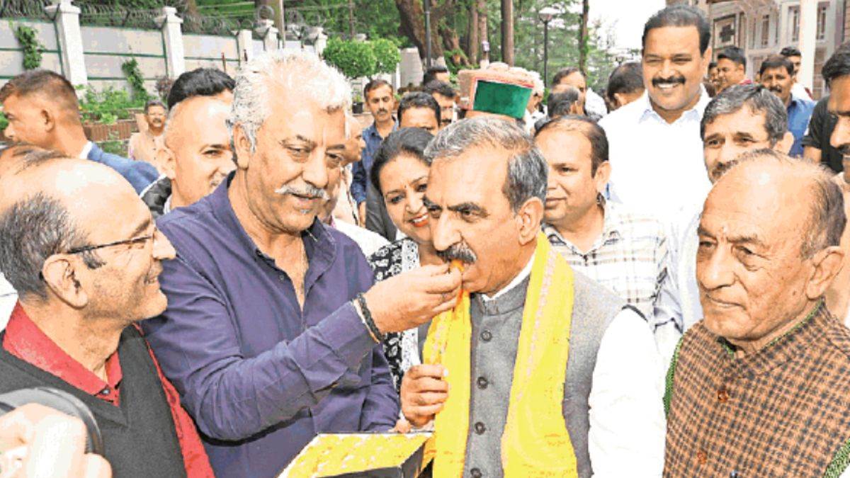 https://www.jagranimages.com/images/newimg/14072024/14_07_2024-cm_sukhu_23758136_92743967.jpg