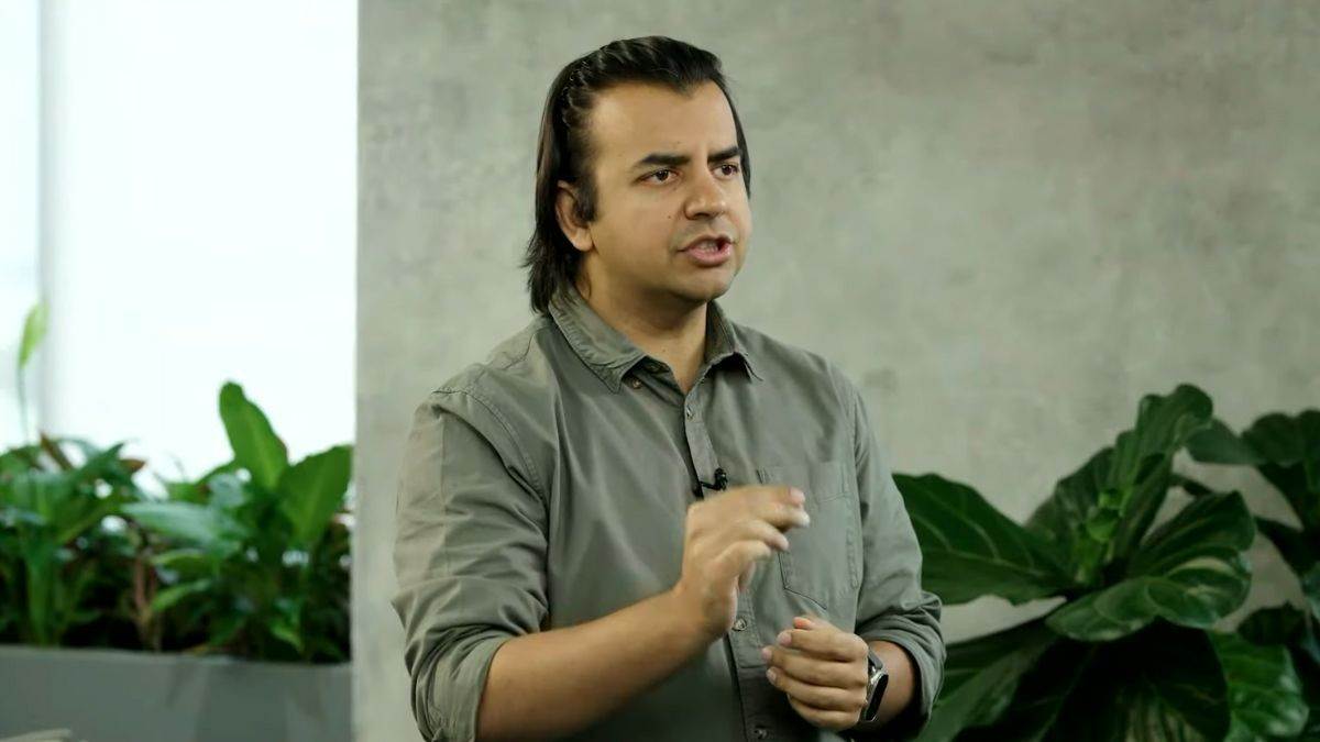 https://www.jagranimages.com/images/newimg/14072024/14_07_2024-ola_ceo__23758236.jpg