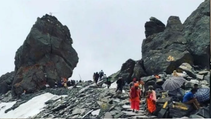 श्रीखंड महादेव यात्रा के लिए श्रद्धालुओं का पहला जत्था रवाना